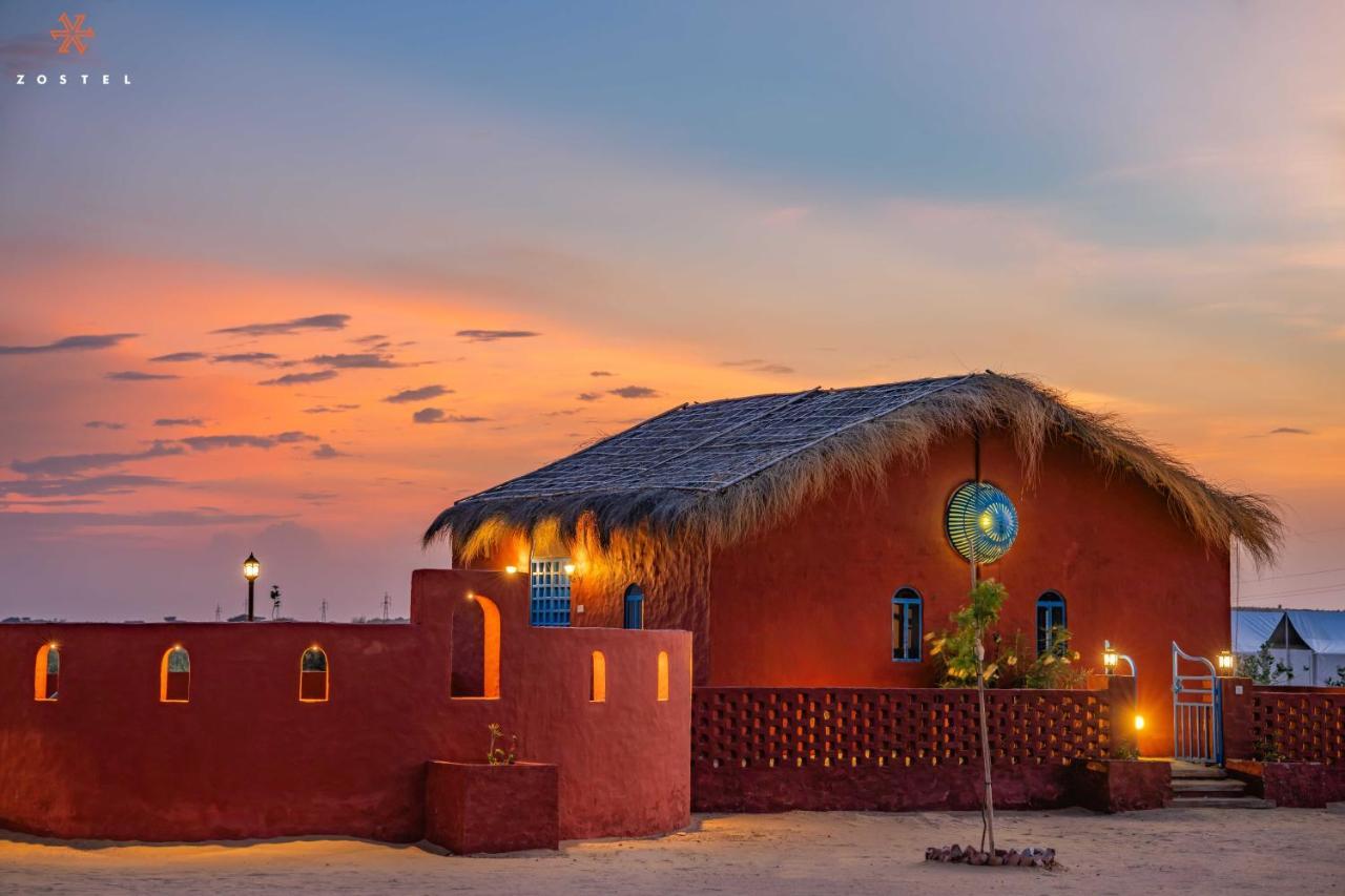 Zostel Sam Desert Bagian luar foto